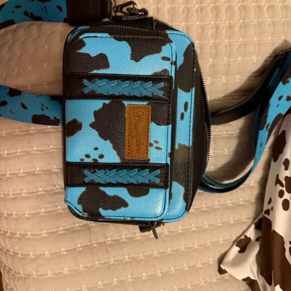 New W/O tags Wrangler purse - Picture 1 of 3